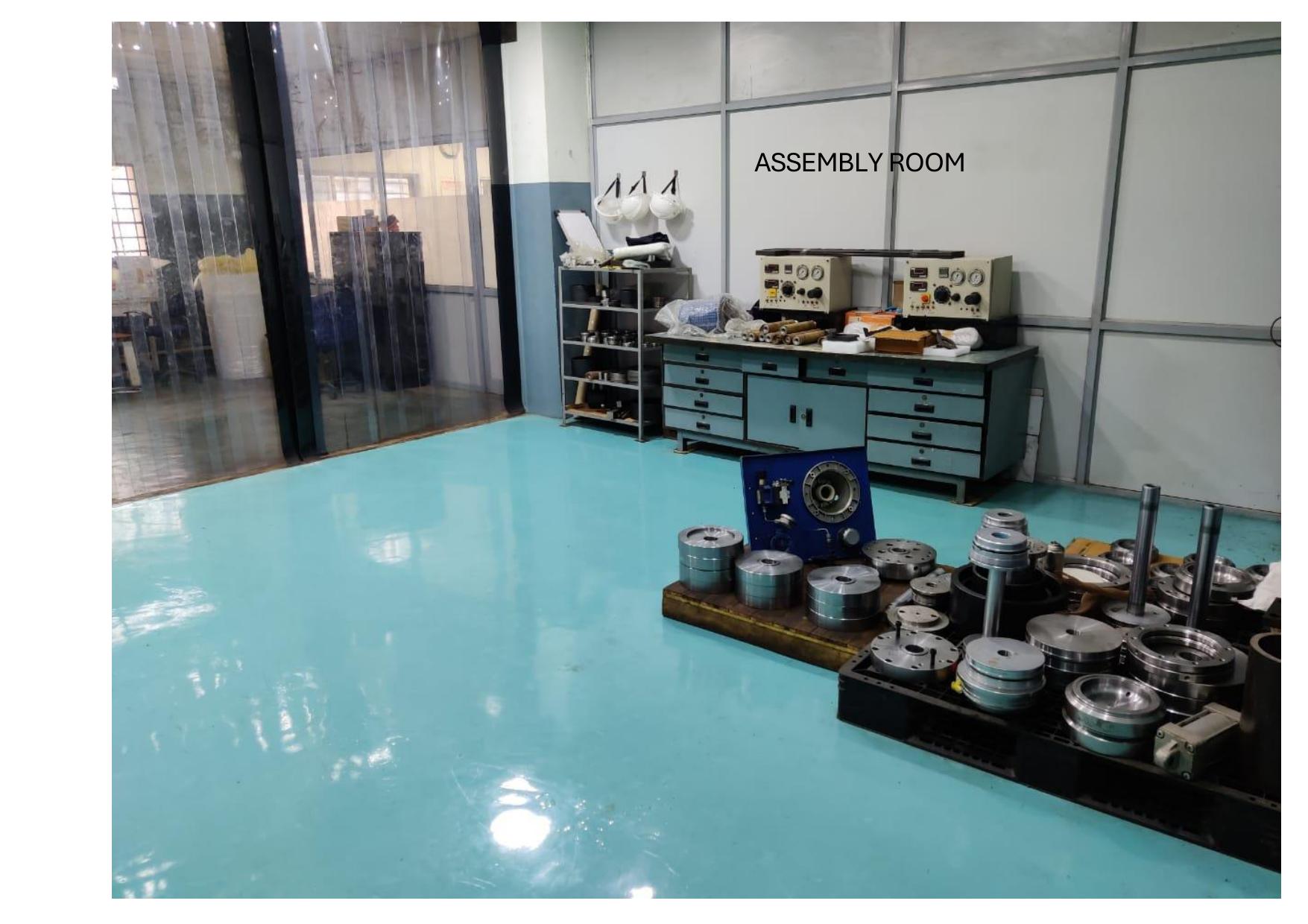 Hydraulic and pneumatic system components